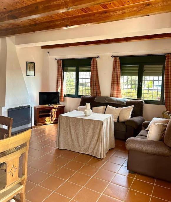 Hispalis Villa En Aracena La Umbria  Ngoại thất bức ảnh